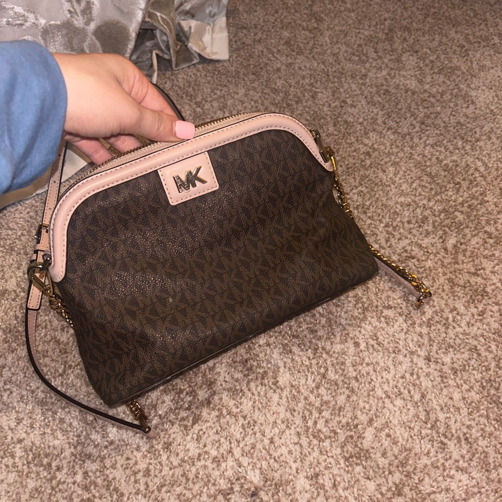 michael kors cross body